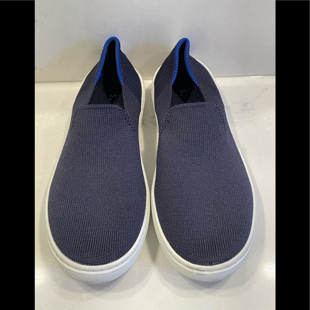 Kids Size 1 Navy Rothy’s Sneakers